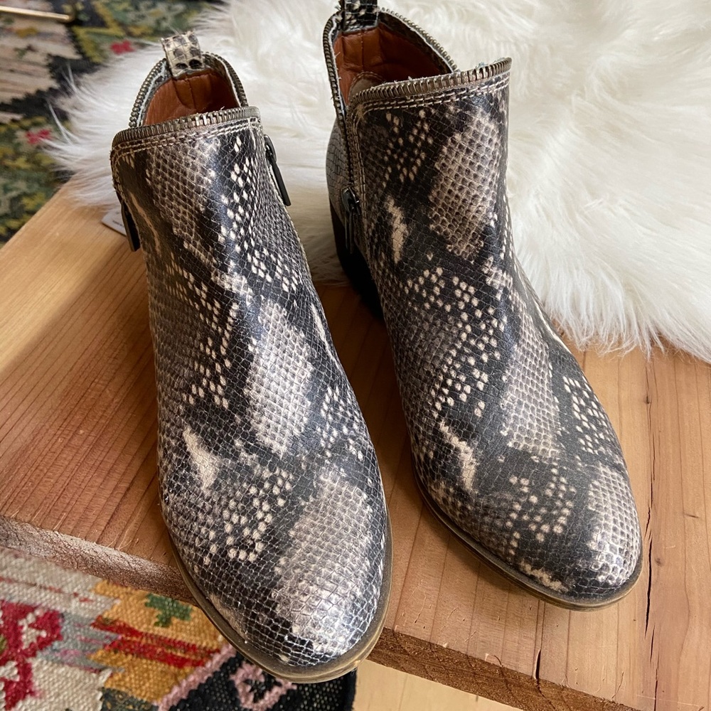 Lucky Brand Breah Avorlo Women Ankle Boot